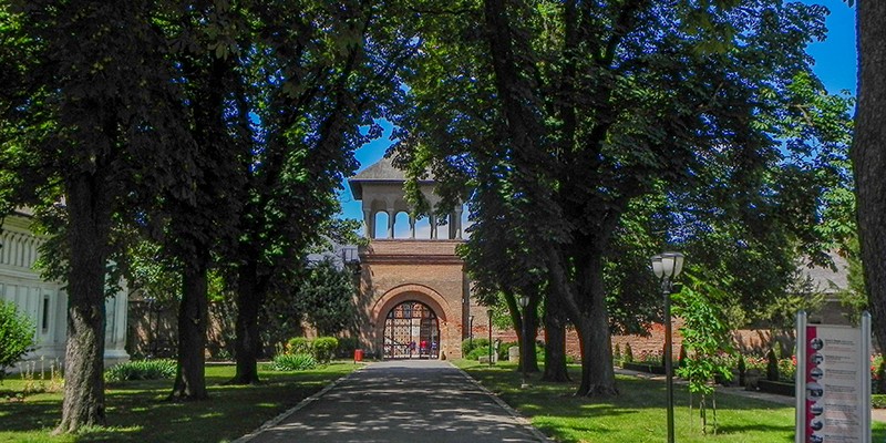 Mogosoaia Palace - day trip from Bucharest