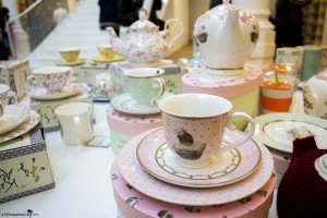Cute teaset at the Carturesti Carusel Bookstore in Bucharest