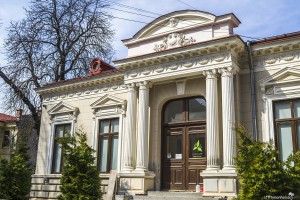 The hidden gems of Bucharest walking tour