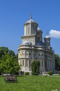 Curtea de Arges Monastery, the first stop on the Transfagarasan road