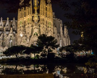 The stunning Sagrada Familia, located close to an apartment with a view in Barcelona