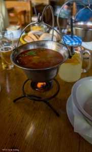 Wandering in Budapest: eating a traditional goulash in Budapest